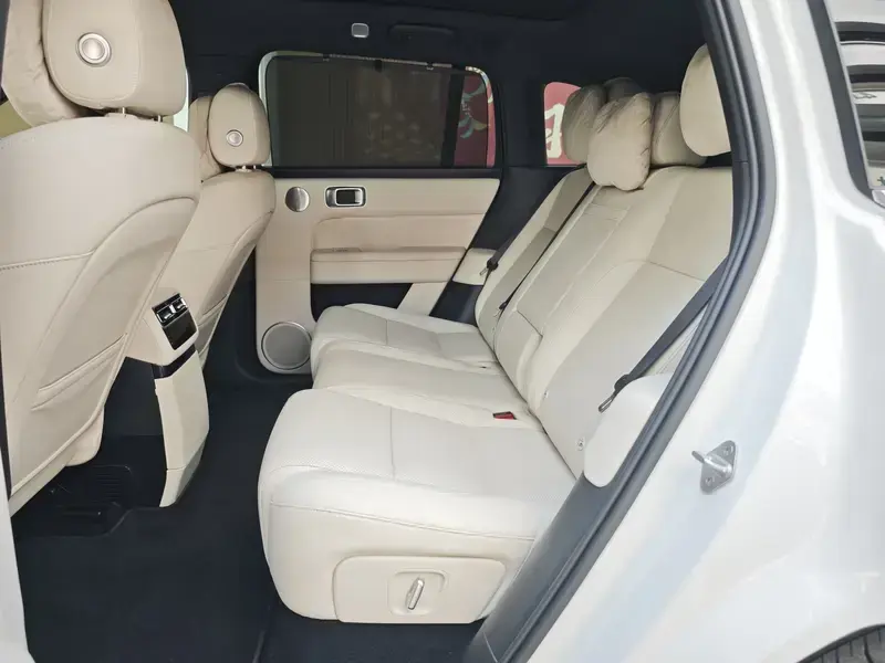2024 Li Auto (Lixiang) L6 с пробегом 79 100 км