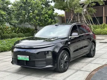 Li Auto (Lixiang) L6