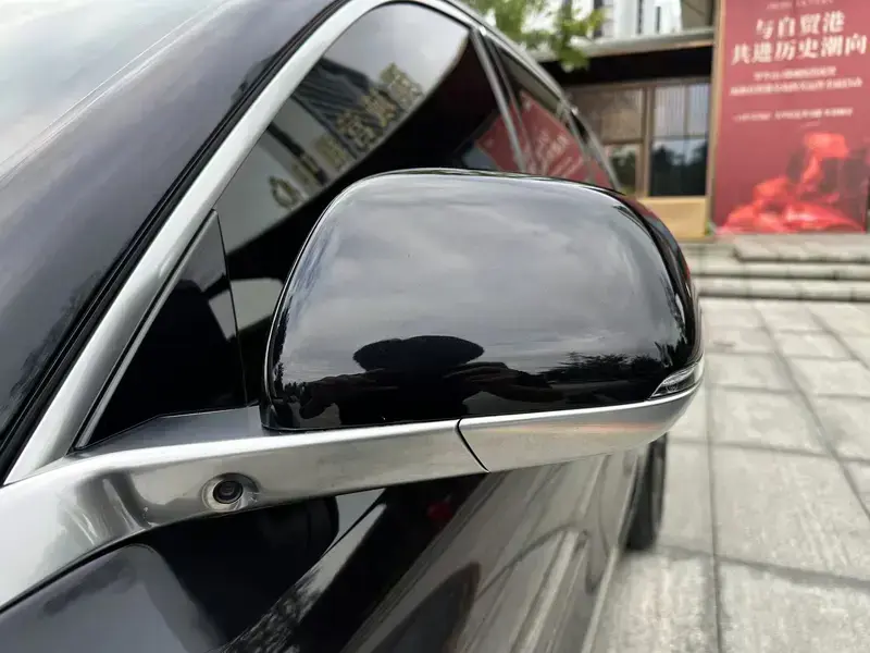 2025 Li Auto (Lixiang) L6 с пробегом 30 000 км