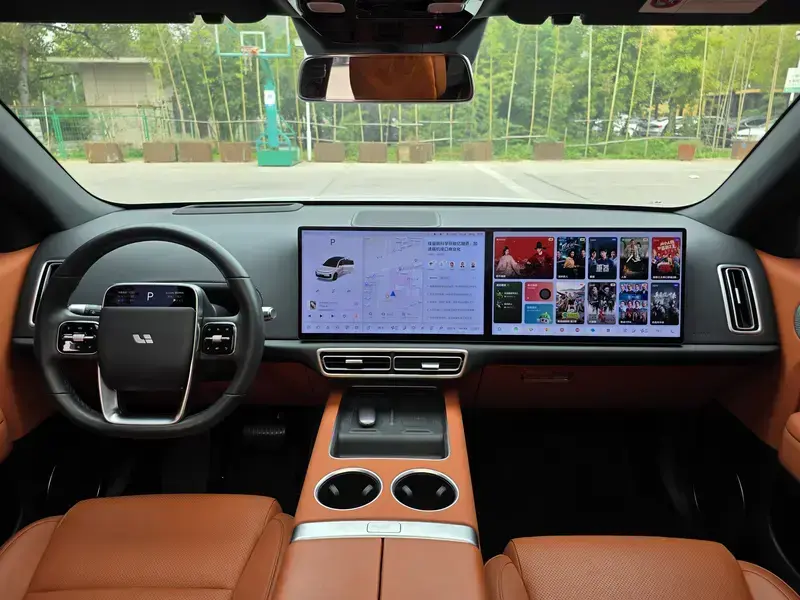 2024 Li Auto (Lixiang) L6 с пробегом 30 000 км