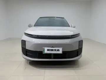 2024 Li Auto (Lixiang) L6 с пробегом 45 000 км
