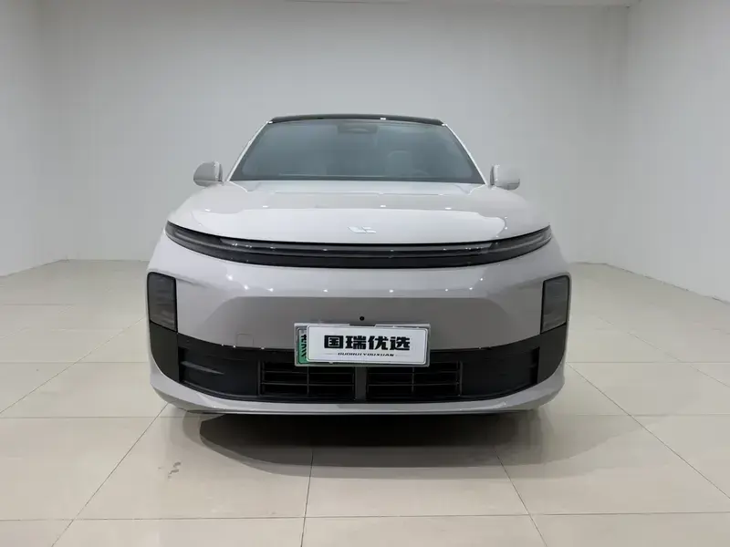 2024 Li Auto (Lixiang) L6 с пробегом 45 000 км