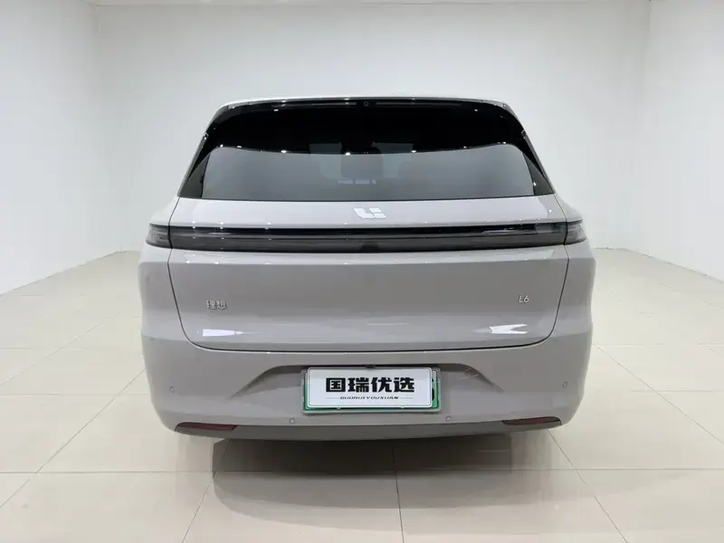 2024 Li Auto (Lixiang) L6 с пробегом 45 000 км