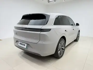 2024 Li Auto (Lixiang) L6 с пробегом 45 000 км