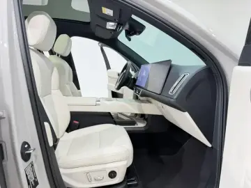 2024 Li Auto (Lixiang) L6 с пробегом 45 000 км