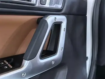 2024 212 T01 с пробегом 8 100 км