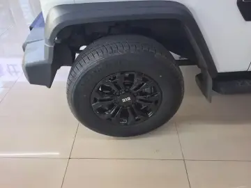 2024 212 T01 с пробегом 15 000 км