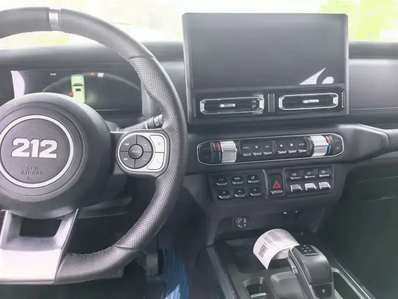 2024 212 T01 с пробегом 10 000 км