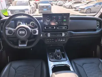 2024 212 T01 с пробегом 10 000 км