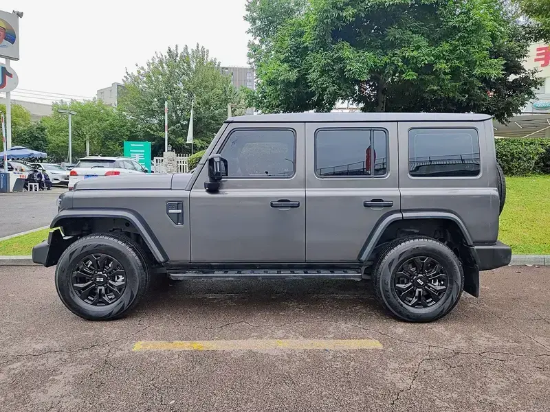 2024 212 T01 с пробегом 10 000 км