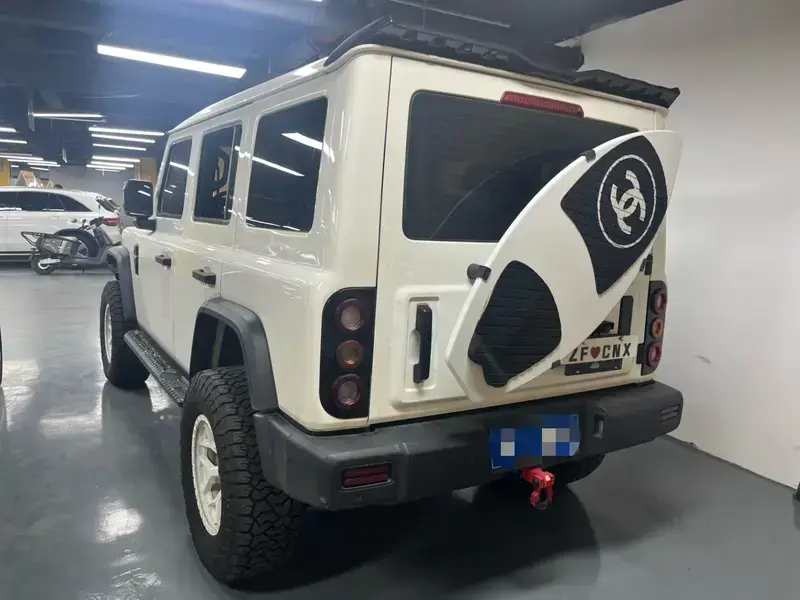 2024 212 T01 с пробегом 10 000 км