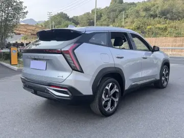 2024 Geely Boyue L с пробегом 24 000 км