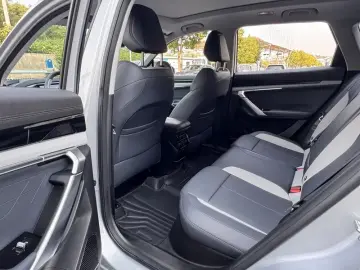 2024 Geely Boyue L с пробегом 24 000 км