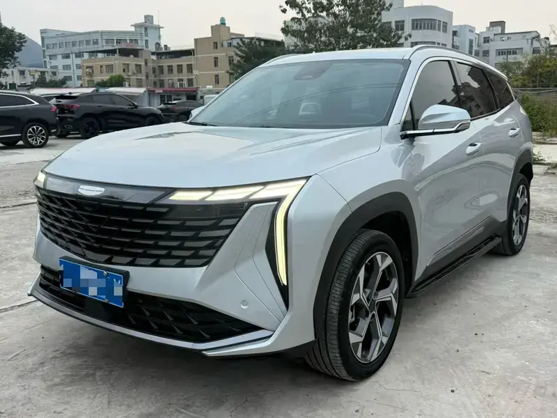 2024 Geely Boyue L с пробегом 43 000 км