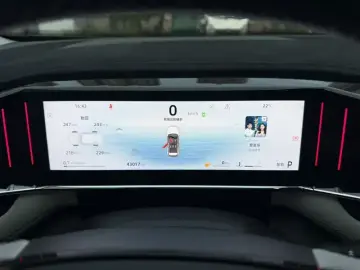 2024 Geely Boyue L с пробегом 43 000 км