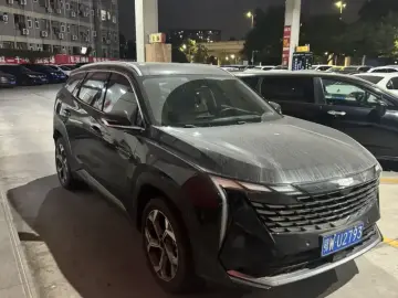 2023 Geely Boyue L с пробегом 32 000 км