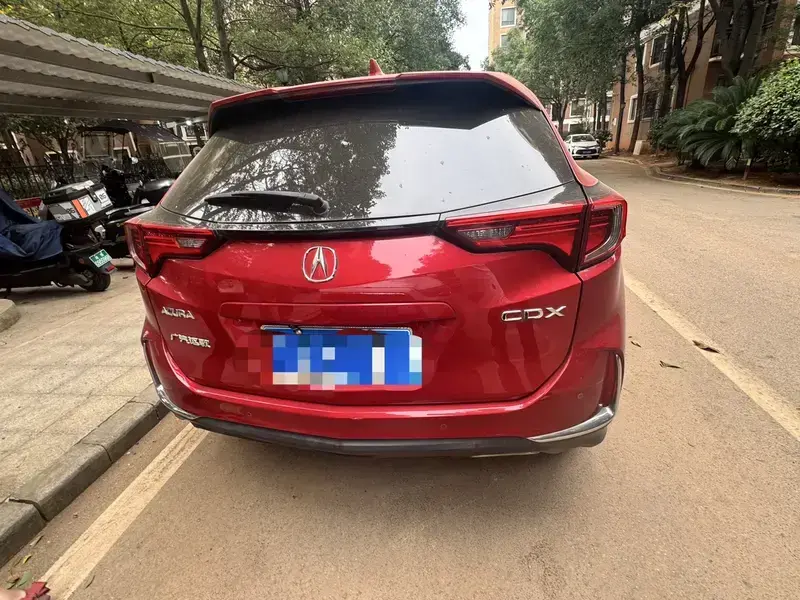 2021 Acura CDX с пробегом 45 000 км
