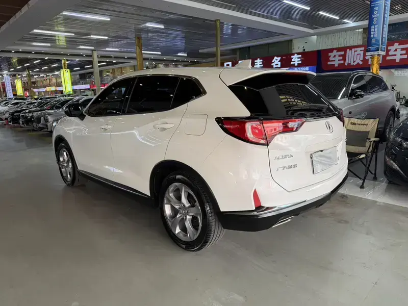2019 Acura CDX с пробегом 142 000 км