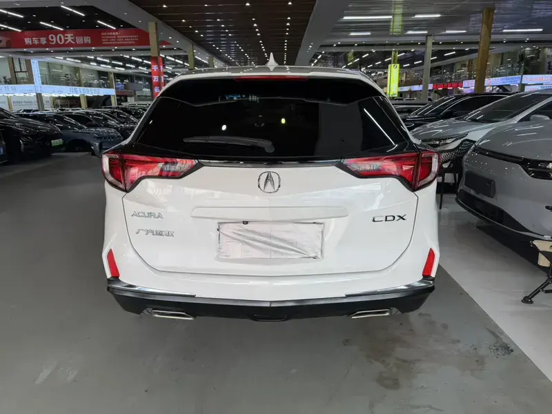 2019 Acura CDX с пробегом 142 000 км