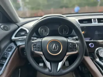 2016 Acura CDX с пробегом 137 000 км