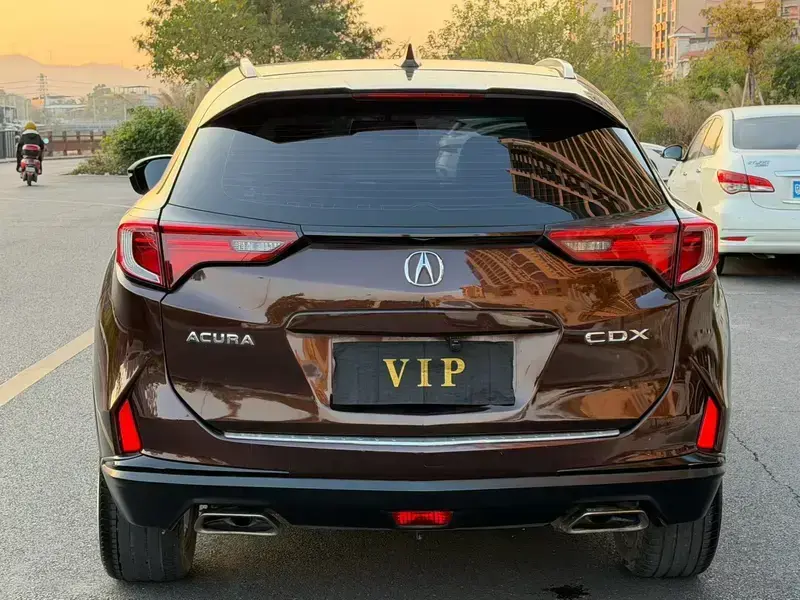 2016 Acura CDX с пробегом 130 000 км