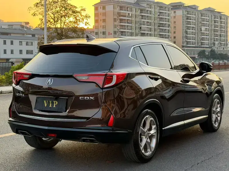 2016 Acura CDX с пробегом 130 000 км