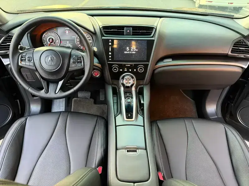 2016 Acura CDX с пробегом 130 000 км