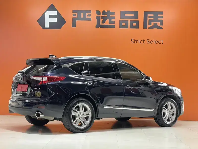2021 Acura RDX с пробегом 83 000 км