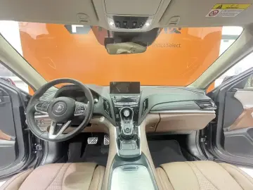 2021 Acura RDX с пробегом 83 000 км