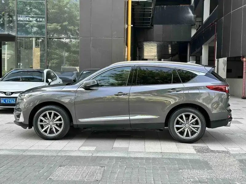 2021 Acura RDX с пробегом 89 000 км
