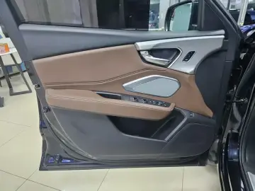 2021 Acura RDX с пробегом 89 000 км