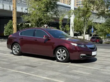 2012 Acura TL с пробегом 108 000 км
