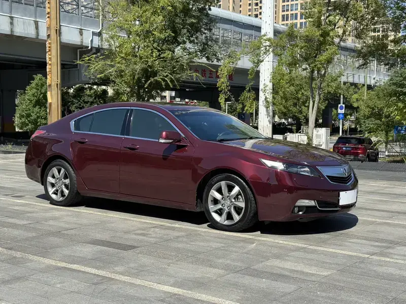 2012 Acura TL с пробегом 108 000 км