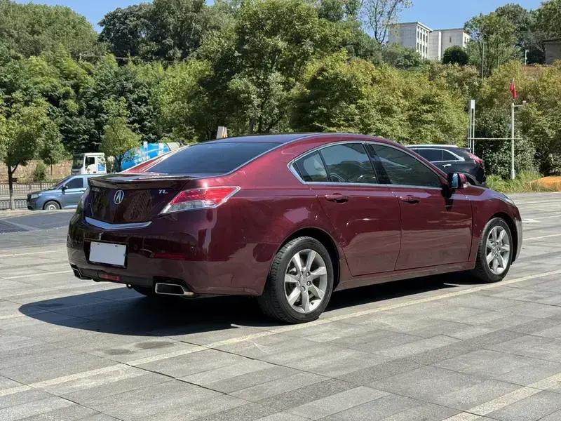 2012 Acura TL с пробегом 108 000 км