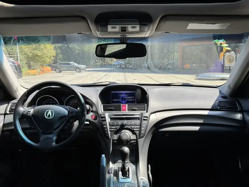 2012 Acura TL с пробегом 108 000 км