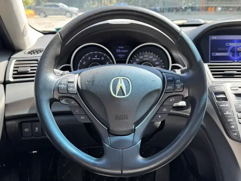 2012 Acura TL с пробегом 108 000 км