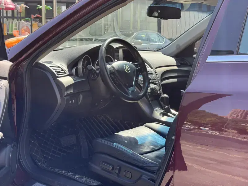 2012 Acura TL с пробегом 108 000 км