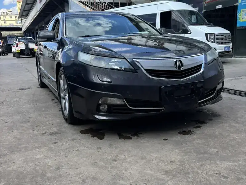 2012 Acura TL с пробегом 160 000 км