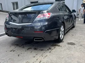 2012 Acura TL с пробегом 160 000 км
