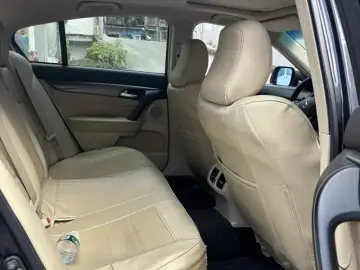 2012 Acura TL с пробегом 160 000 км