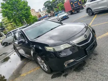 2012 Acura TL с пробегом 140 000 км