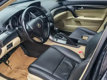 2012 Acura TL с пробегом 140 000 км
