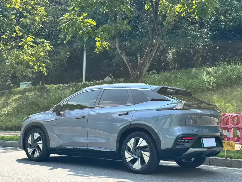 2022 Aion LX с пробегом 24 000 км