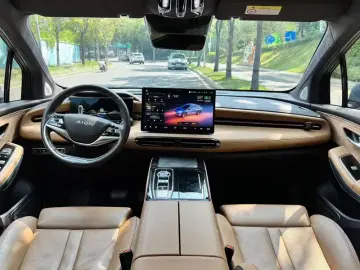 2022 Aion LX с пробегом 24 000 км