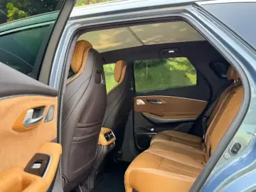 2022 Aion LX с пробегом 24 000 км