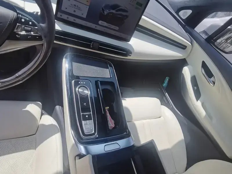 2022 Aion LX с пробегом 19 000 км