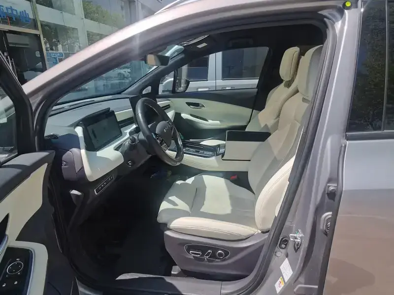 2022 Aion LX с пробегом 19 000 км