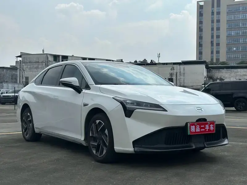 2023 Aion S с пробегом 110 000 км