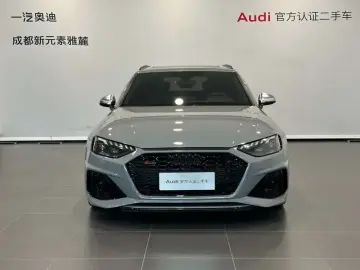 2022 Audi RS 4 с пробегом 37 000 км
