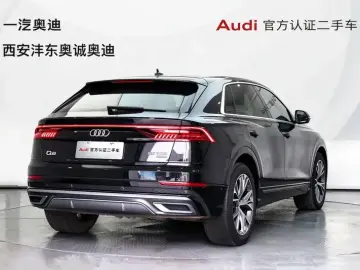 2023 Audi Q8 с пробегом 28 000 км